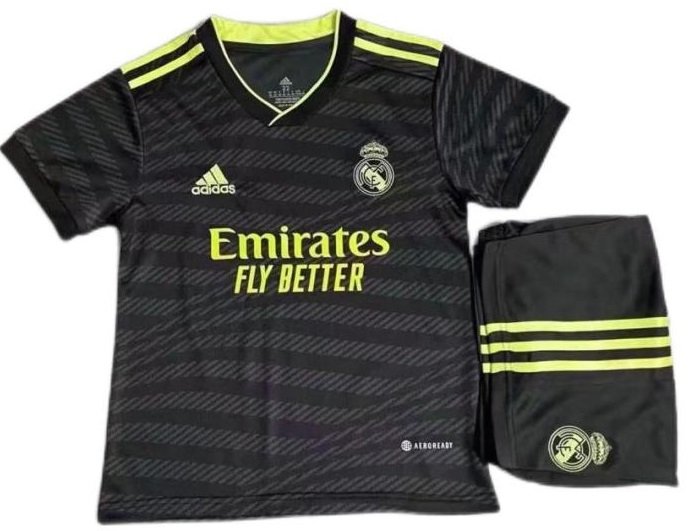 Kit infantil III Real Madrid 2022 2023 Adidas oficial 